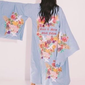 Nichole Lynel Beautiful Kimono - Size XL